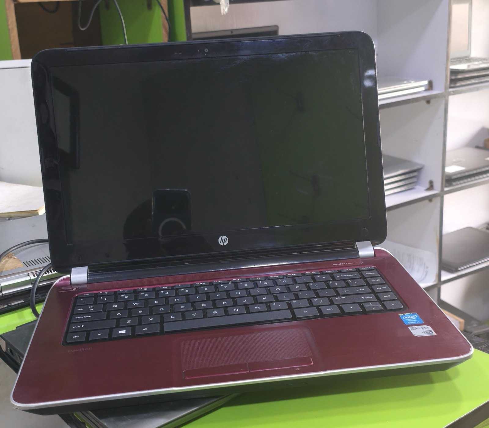 HP Pavilion 14 (Red Edition)