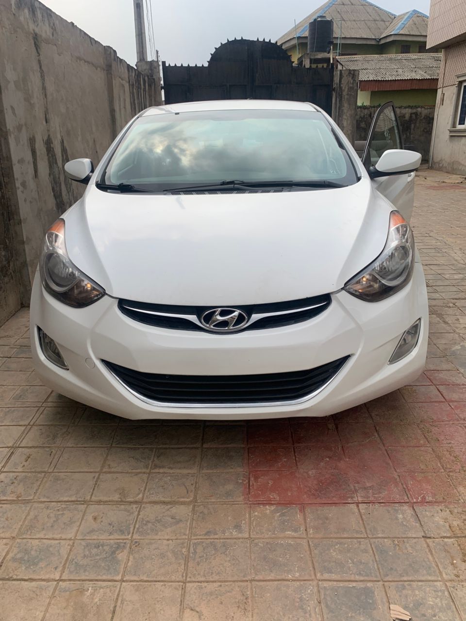 Foreign used 2012 Hyundai Elantra